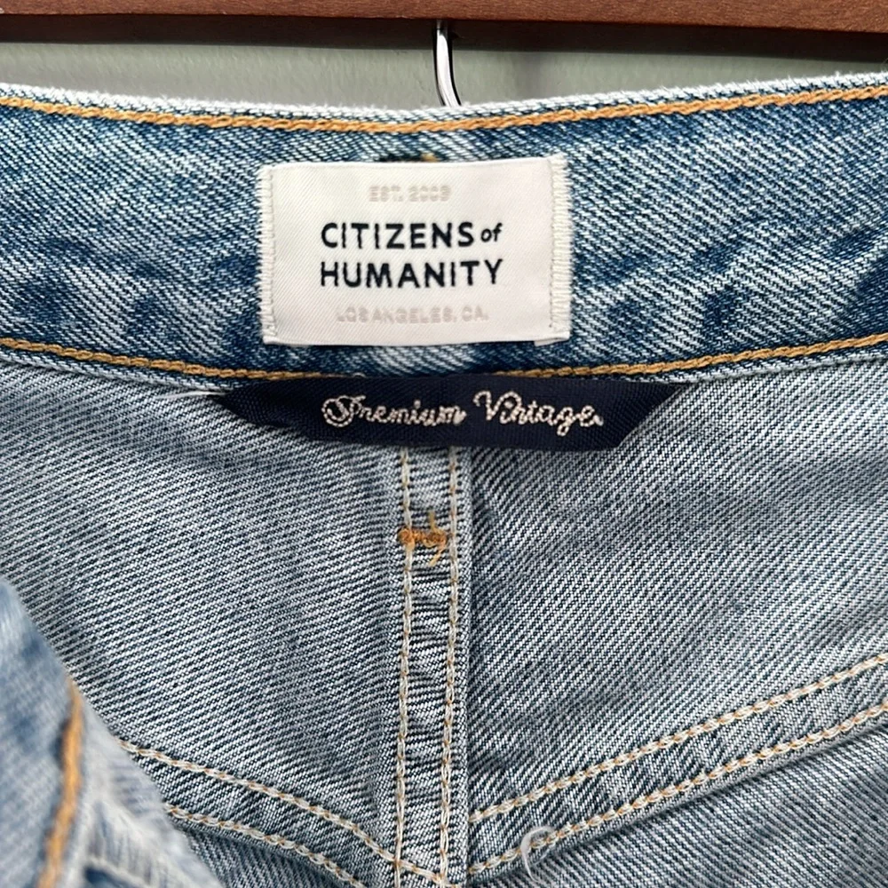 Citizens of Humanity Camilla Frayed Hem button fly Shorts Summer Shower - Picture 6 of 8